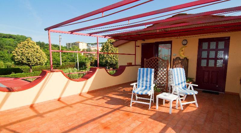 Green Paradise Affittacamere Sant'Agata sui due Golfi Exterior photo